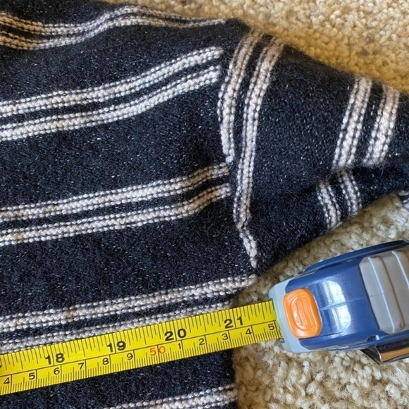 N.philanthropy Women’s Dune Striped Sweater Black Size Small Oversized V Neck - Picture 9 of 10